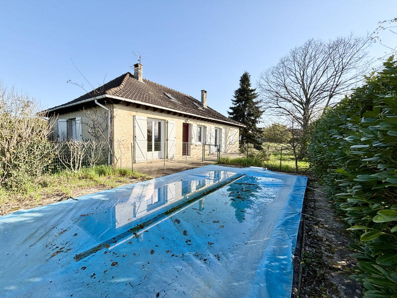 Maison - 111 m² - 6 pièces