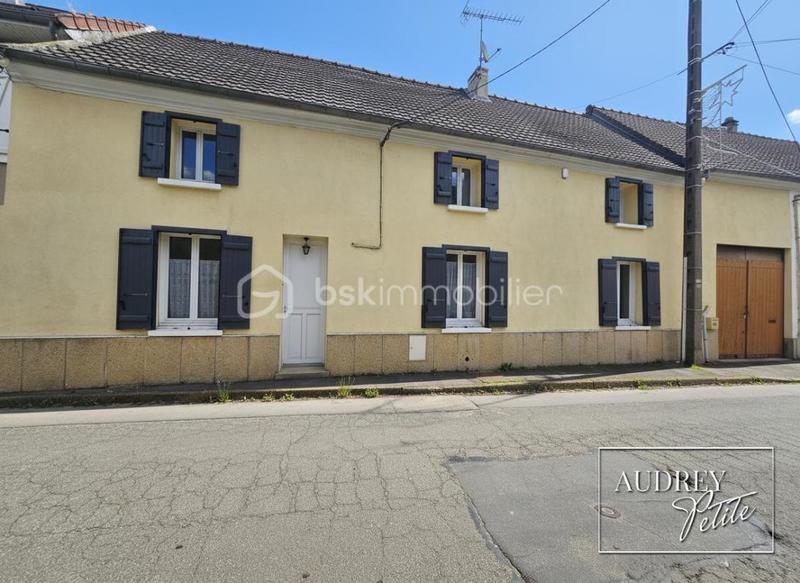 Maison de village - 169 m² - 7 pièces