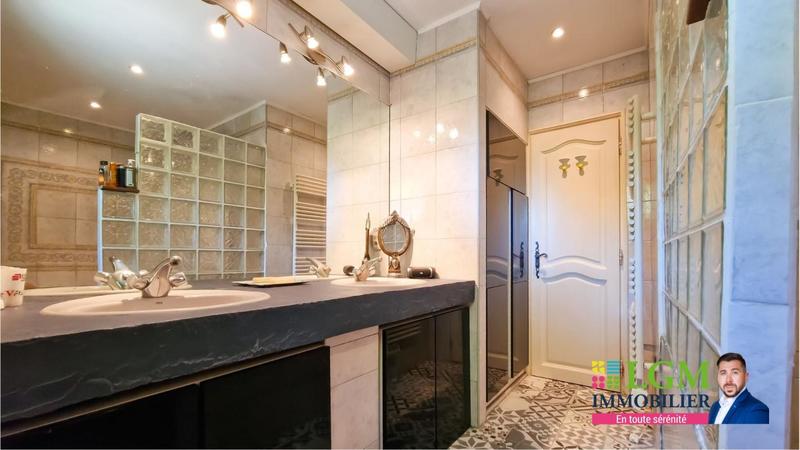 Villa - 155 m² - 5 pièces