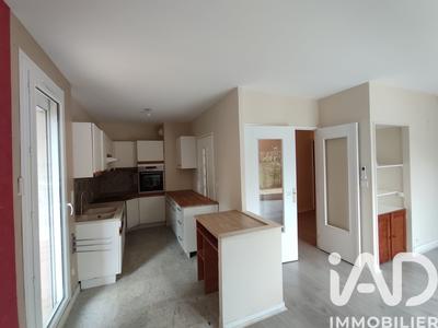 Appartement - 92 m² - 5 pièces