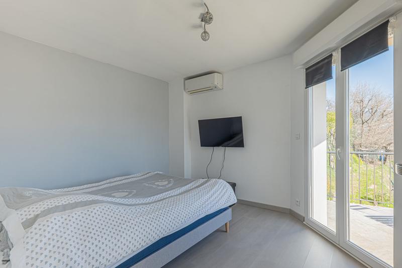 Maison - 98 m² - 4 pièces