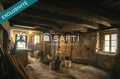 Maison - 484 m² - 5 pièces