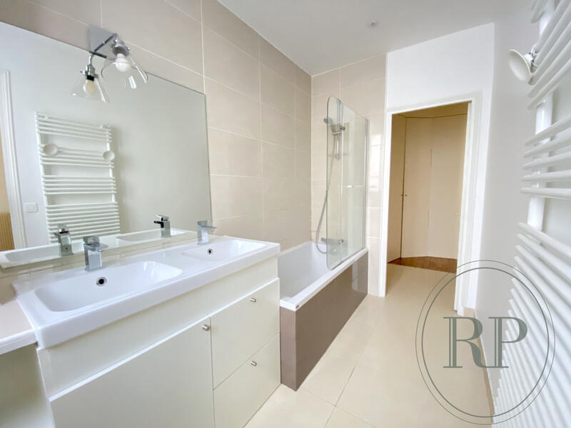 Appartement - 73 m² - 2 pièces