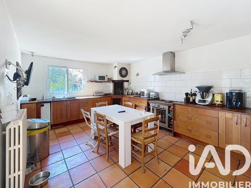 Maison - 285 m² - 7 pièces