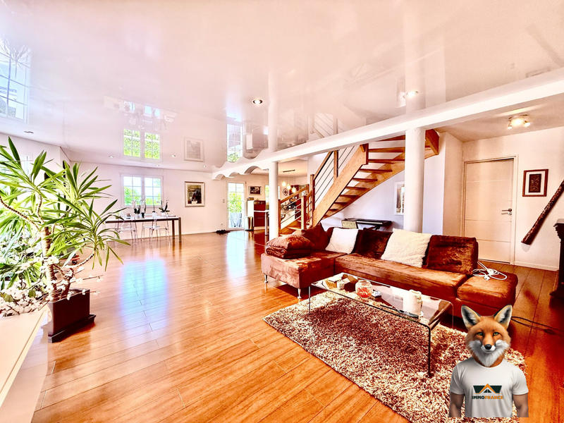 Appartement - 179 m² - 5 pièces