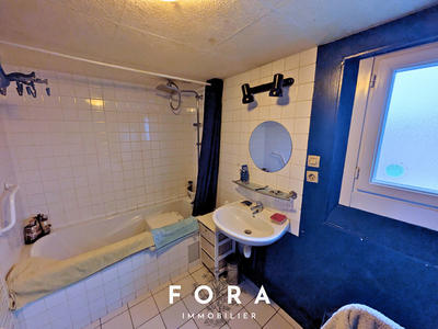 Maison - 85 m² - 5 pièces