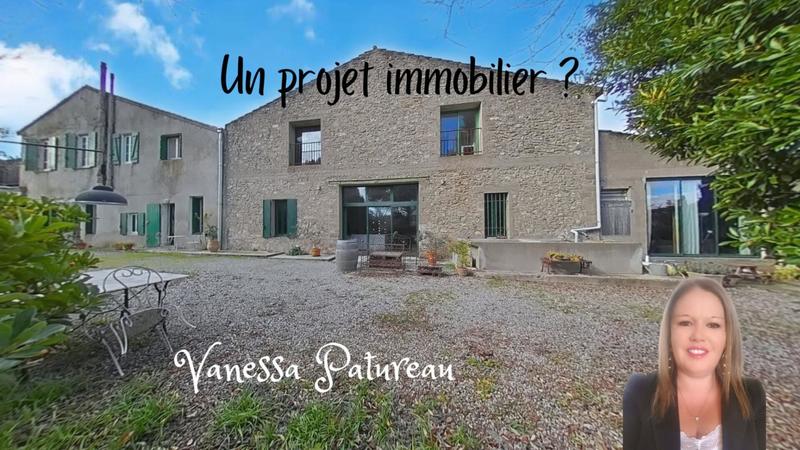 Maison - 402 m² - 16 pièces
