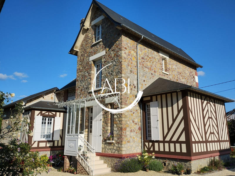 Manoir - 170 m² - 11 pièces