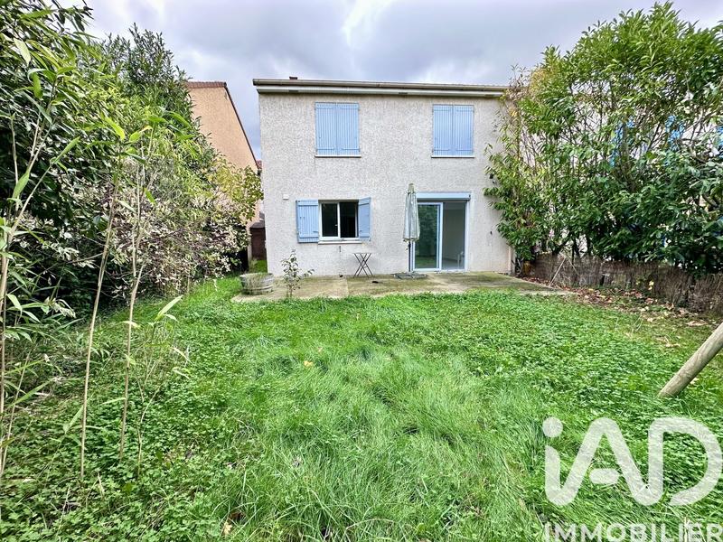 Maison - 84 m² - 4 pièces