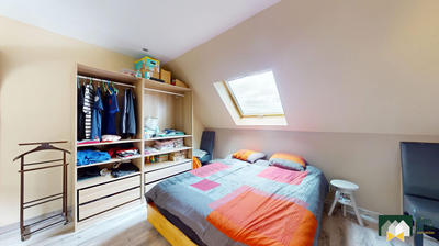 Maison - 95 m² - 5 pièces