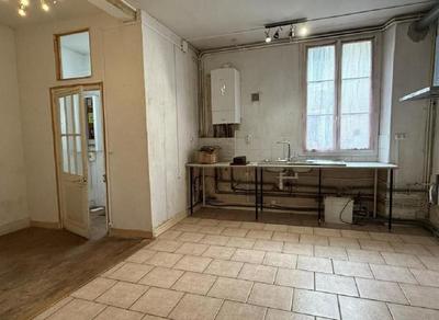 Maison - 95 m² - 3 pièces