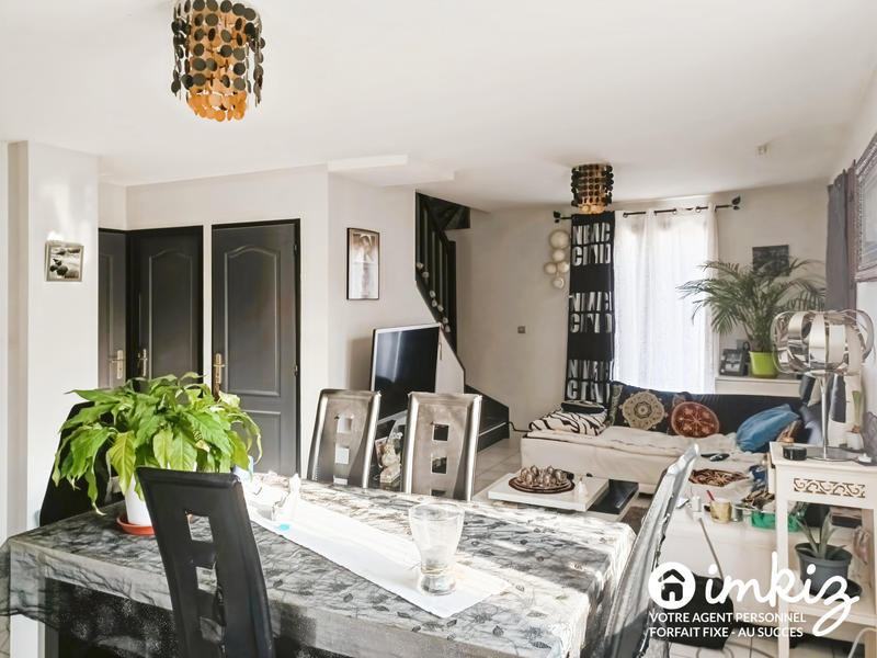 Maison - 87 m² - 5 pièces