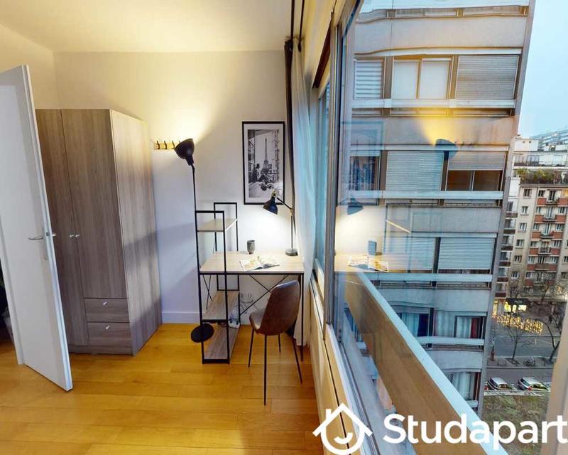 Chambre - 100 m² - 1 pièce