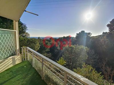 Studio - 40 m² - 1 pièce