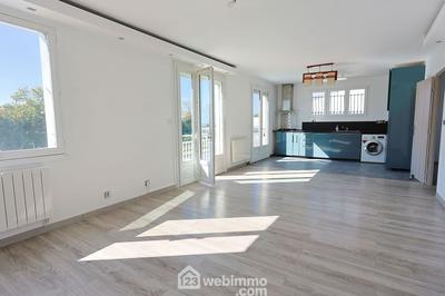 Maison - 100 m² - 4 pièces