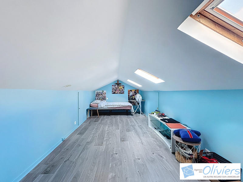 Maison - 91 m² - 5 pièces