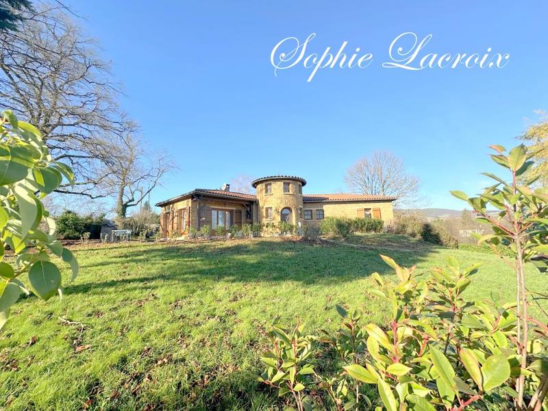 Demeure - 258 m² - 8 pièces