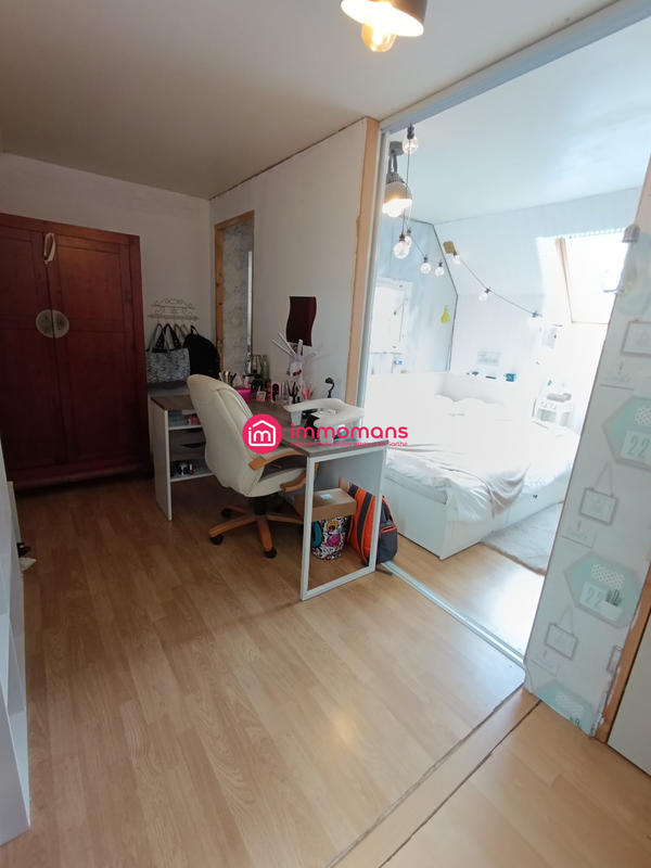 Maison - 134 m² - 11 pièces