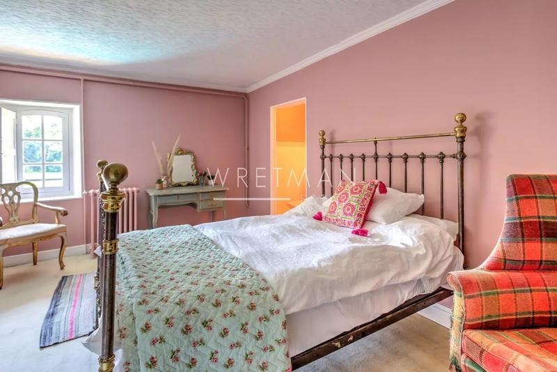 Château - 542 m² - 20 pièces