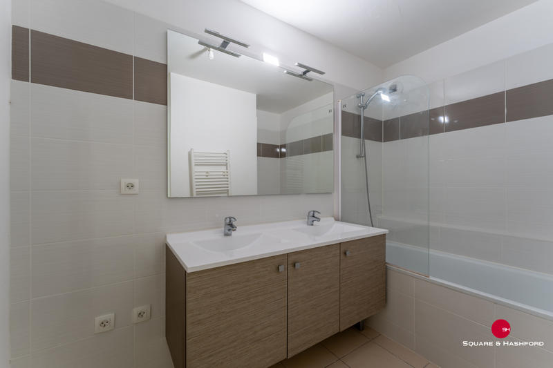 Appartement - 86 m² - 4 pièces