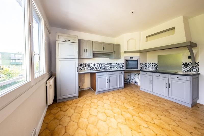 Appartement - 84 m² - 4 pièces