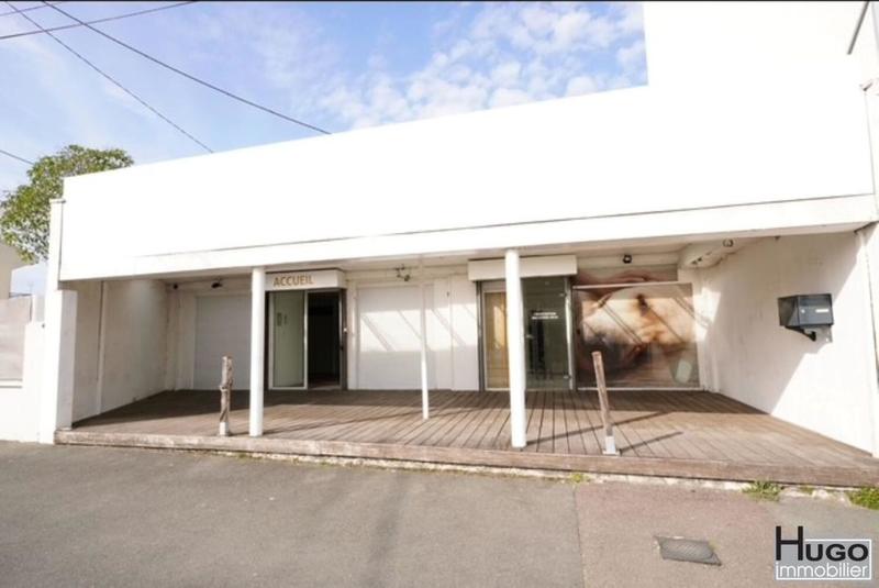 Local commercial - 210 m²