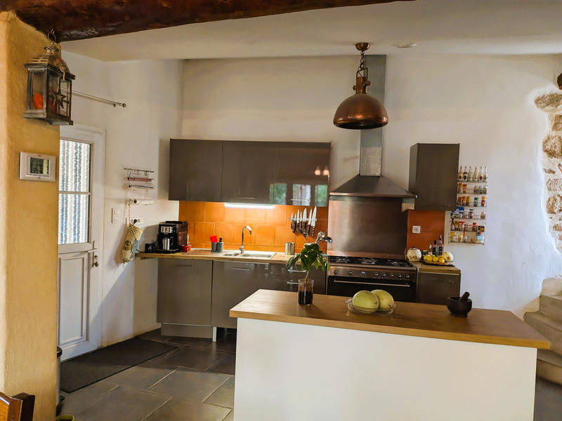 Maison - 195 m² - 9 pièces