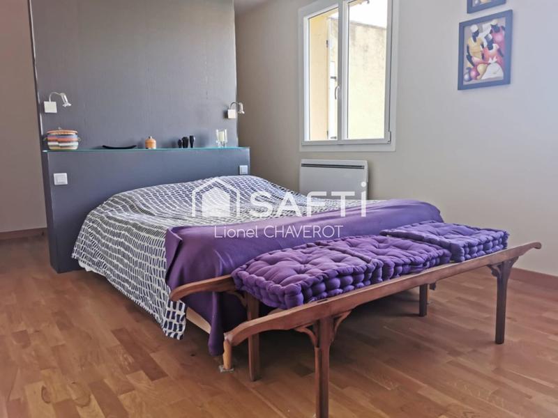 Maison - 200 m² - 7 pièces