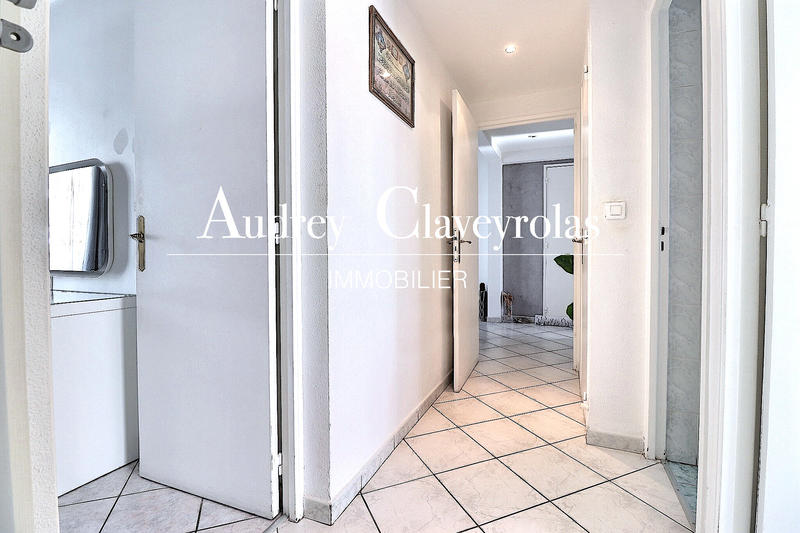 Appartement - 70 m² - 4 pièces