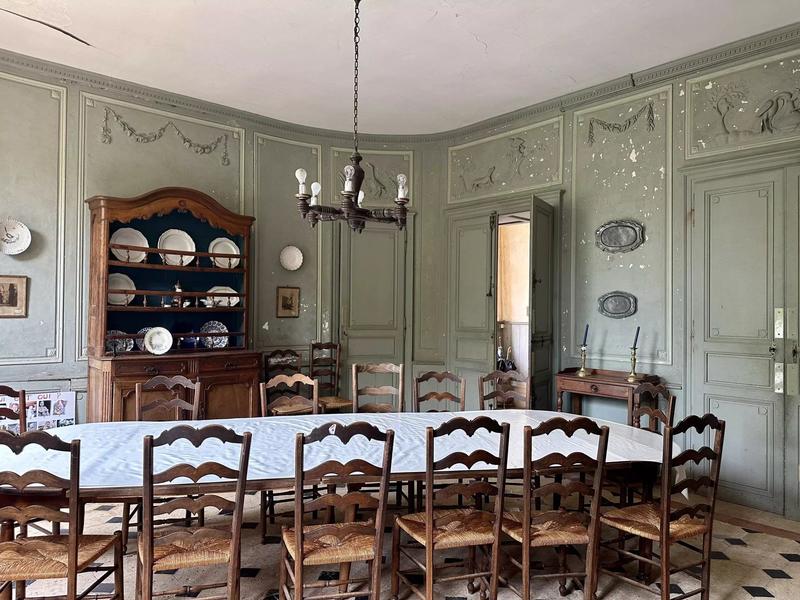 Maison - 600 m² - 22 pièces