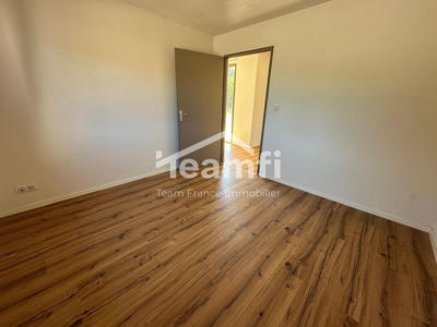 Maison - 70 m² - 4 pièces