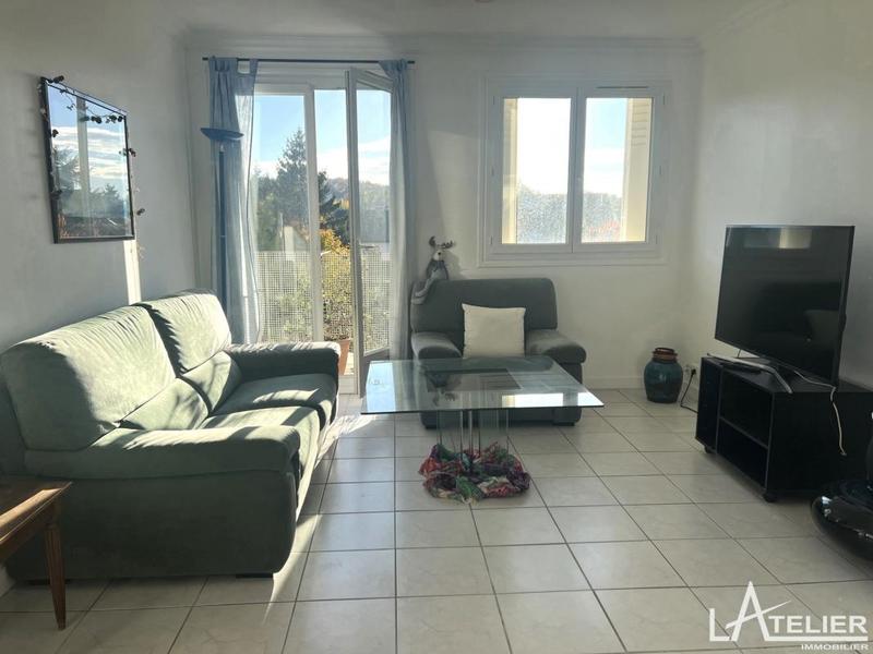 Appartement - 74 m² - 5 pièces