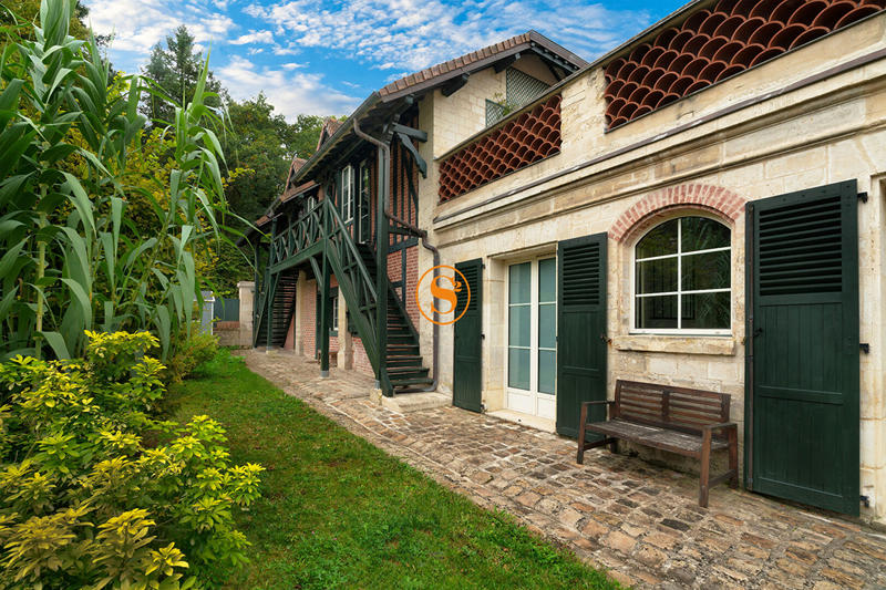 Maison - 141 m² - 4 pièces