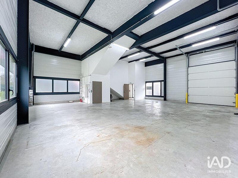 Local commercial - 270 m²