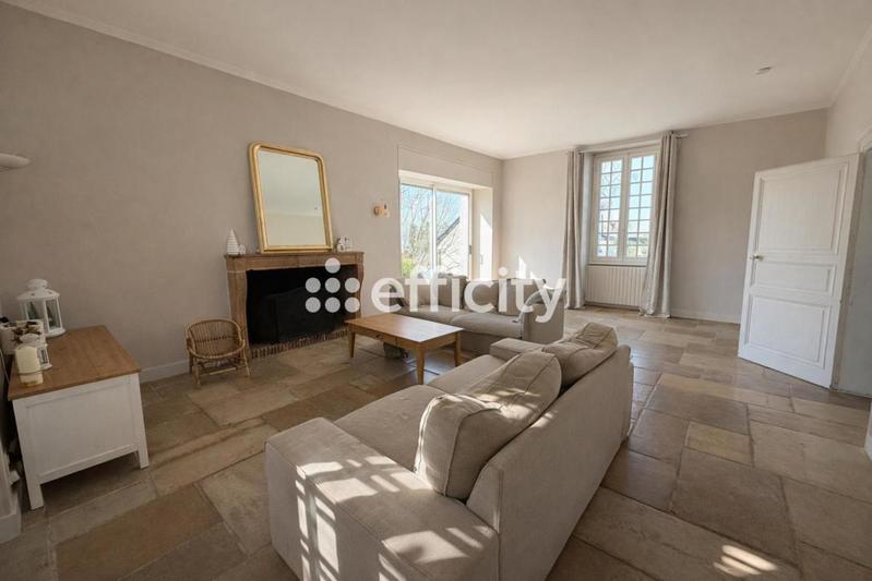 Maison - 220 m² - 7 pièces