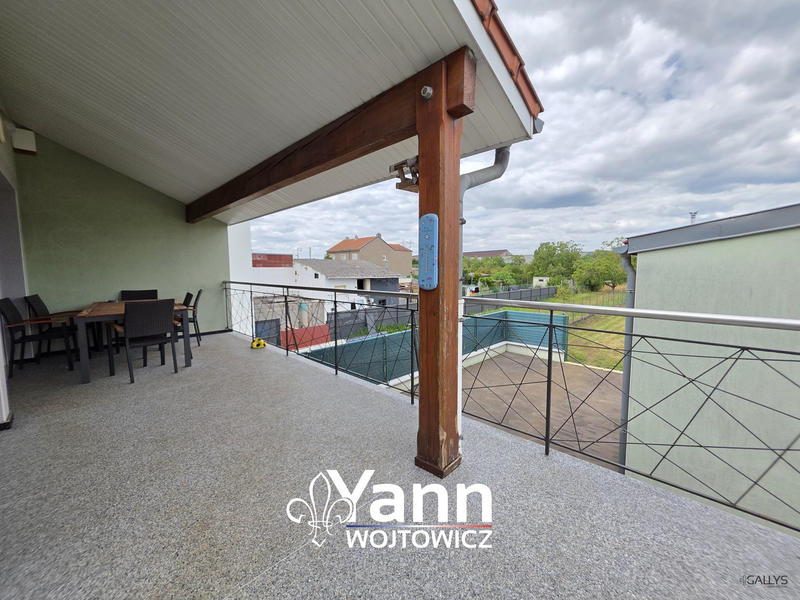 Maison - 160 m² - 6 pièces