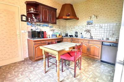 Maison - 121 m² - 6 pièces