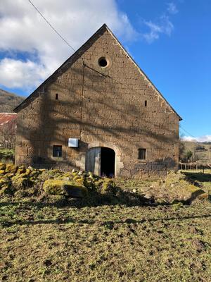 Maison - 288 m² - 2 pièces