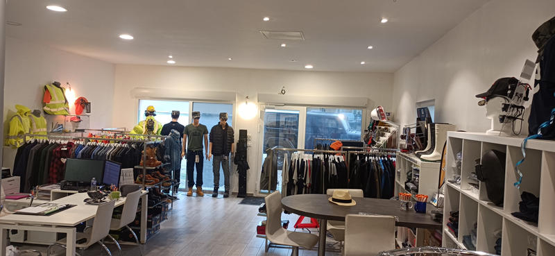 Local d'activités - 157 m² - 1 pièce