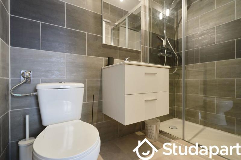 Chambre - 15 m² - 1 pièce