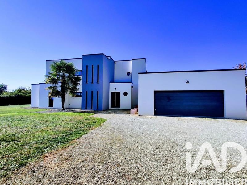 Maison de maîtres - 177 m² - 5 pièces