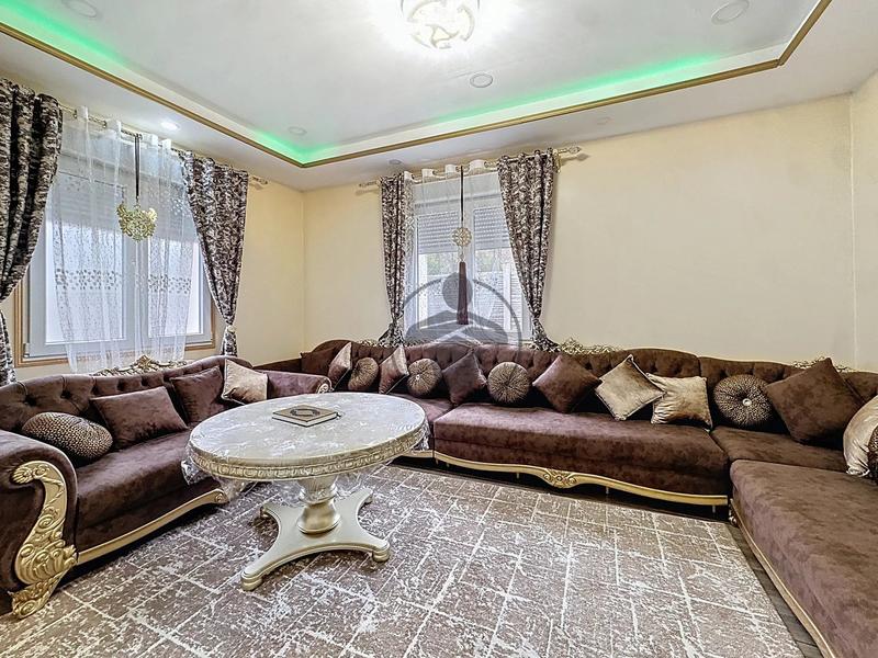 Maison - 167 m² - 7 pièces