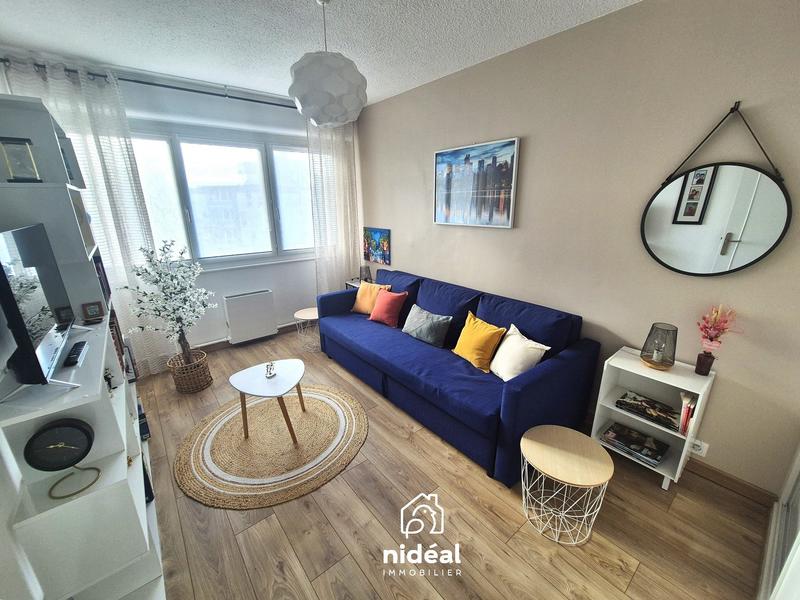 Appartement - 81 m² - 4 pièces