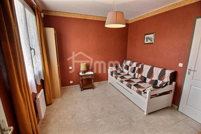 Villa - 137 m² - 5 pièces