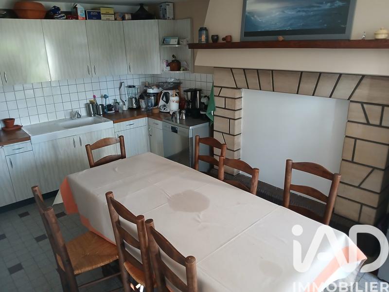 Maison - 212 m² - 11 pièces