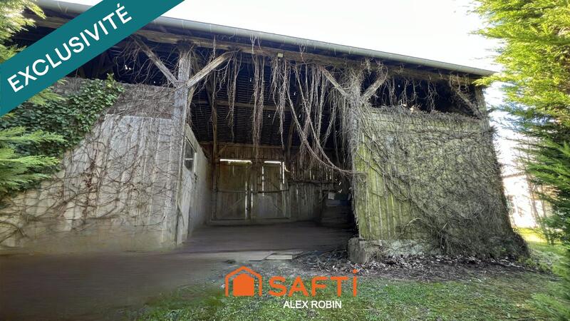 Maison - 212 m² - 10 pièces