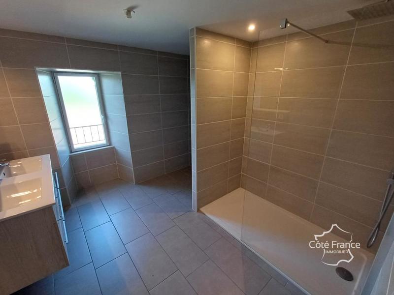 Maison en pierre - 151 m² - 7 pièces