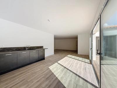 Maison - 144 m² - 6 pièces