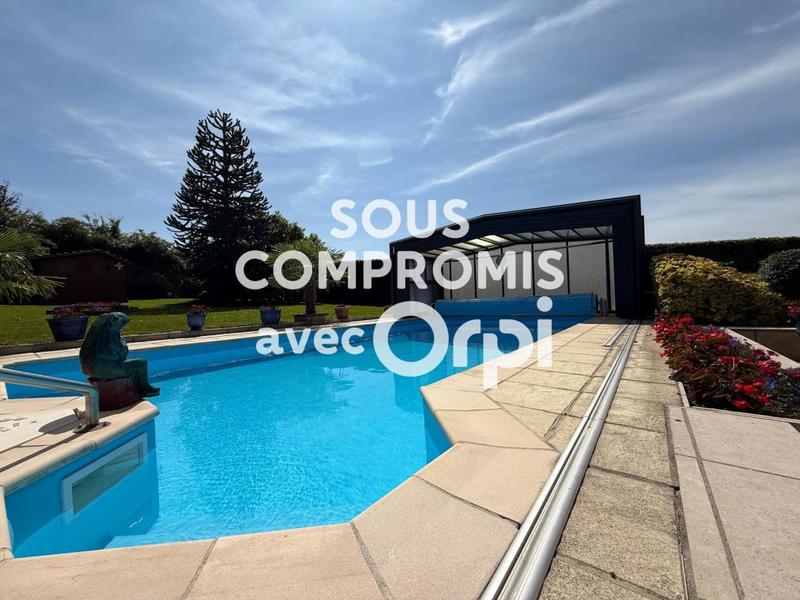 Maison - 140 m² - 5 pièces