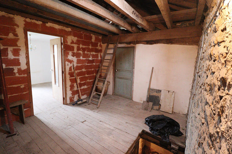 Maison - 94 m² - 5 pièces